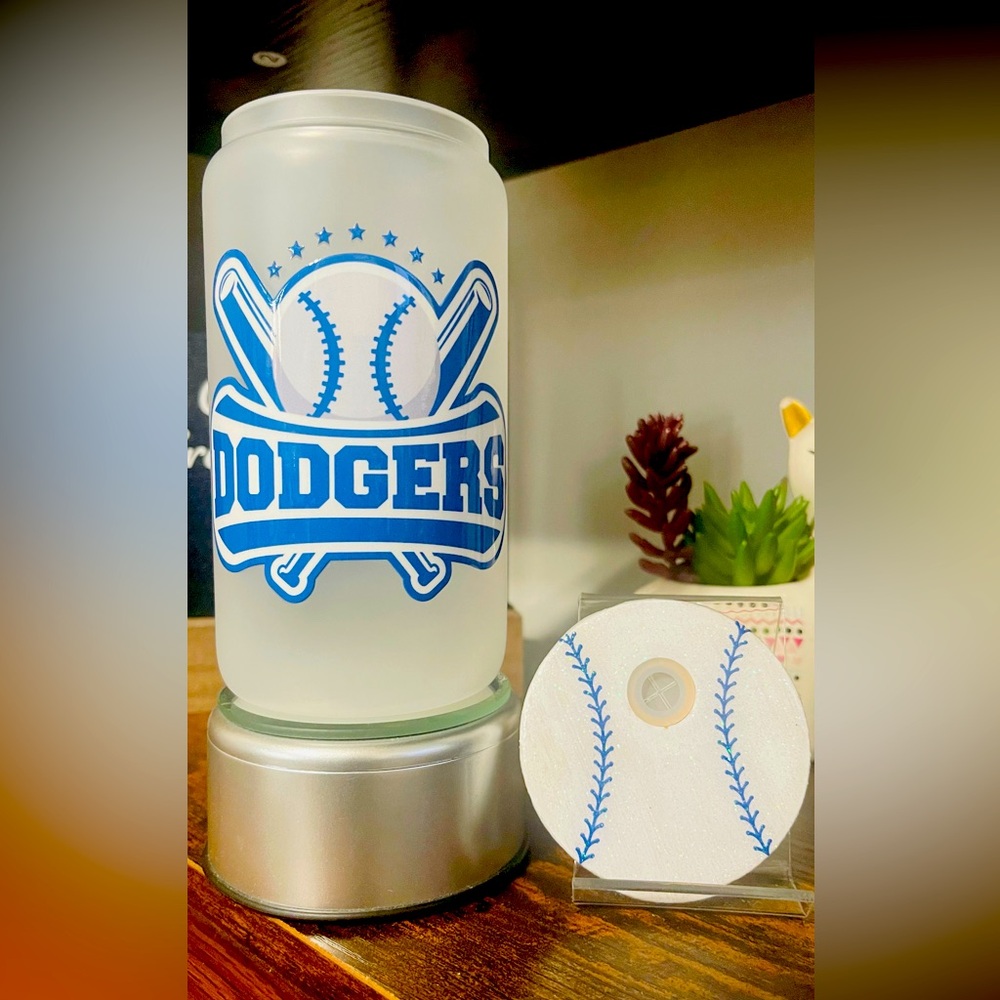 Dodger Frosted Tumbler
